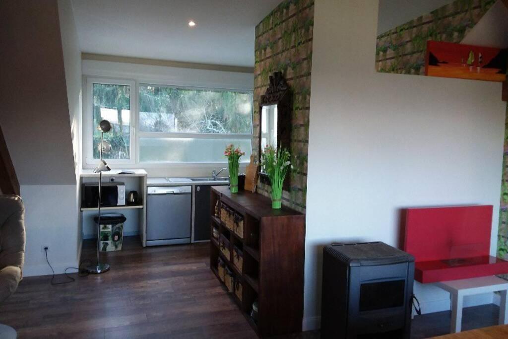 Appartement Lumineux, Calme Et Panoramique !! Pouligney-Lusans Екстериор снимка